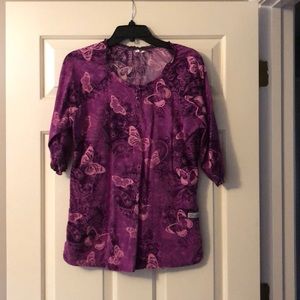 Women’s scrub top size medium